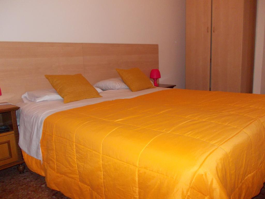 تريفيزو Travellers Lodge Bed & Rooms الغرفة الصورة